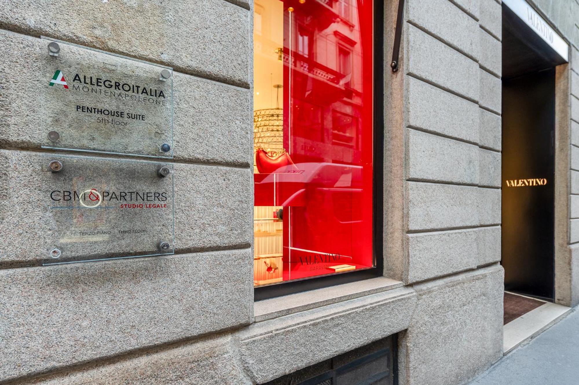 Allegroitalia Penthouse Montenapoleone Milán Exterior foto